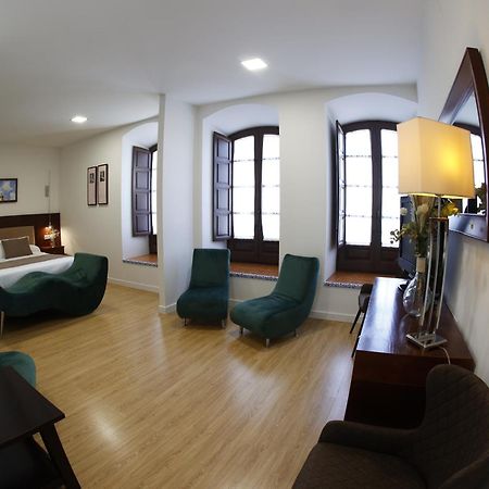 Hotel El Carmen 蓬特赫尼尔 外观 照片