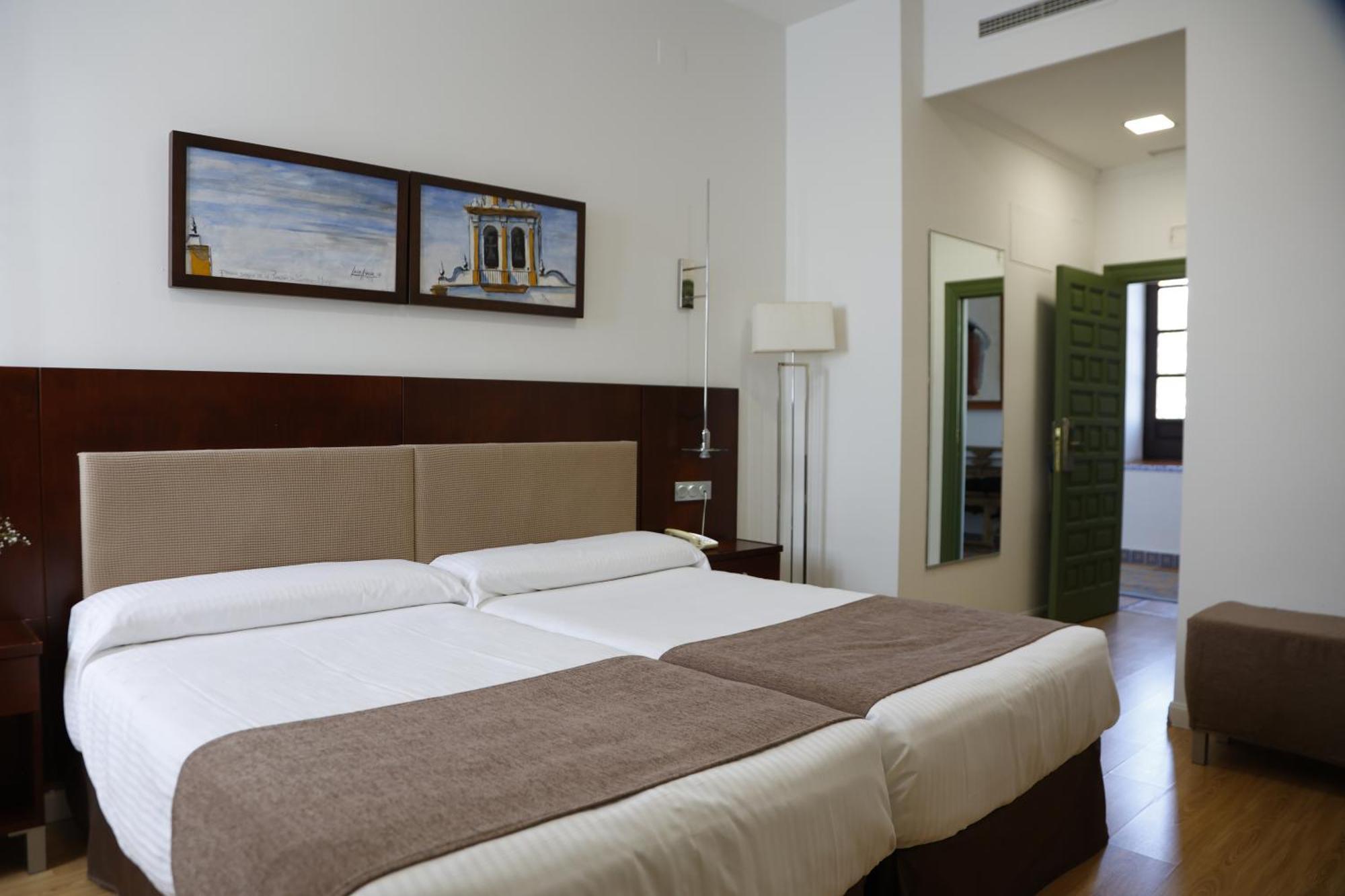 Hotel El Carmen 蓬特赫尼尔 外观 照片