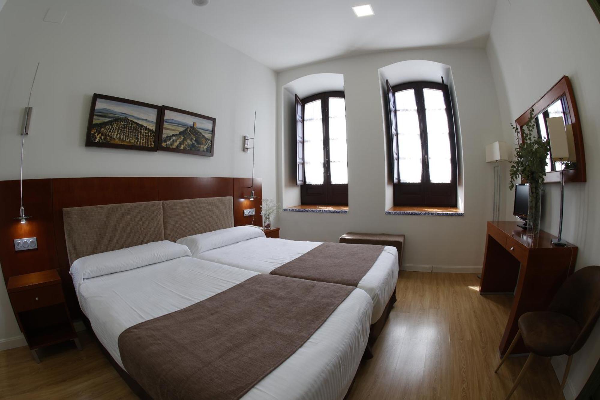 Hotel El Carmen 蓬特赫尼尔 外观 照片