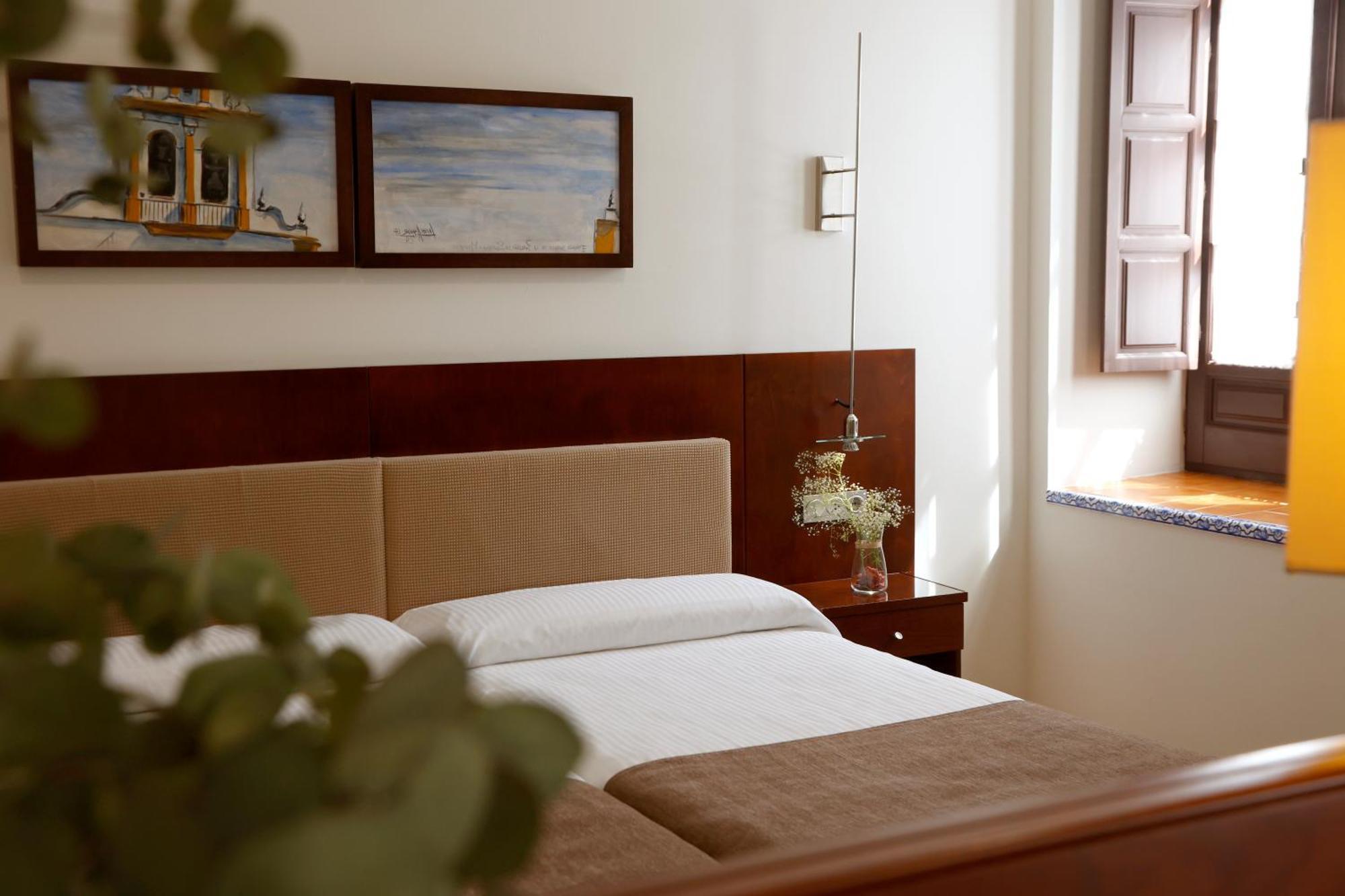 Hotel El Carmen 蓬特赫尼尔 外观 照片