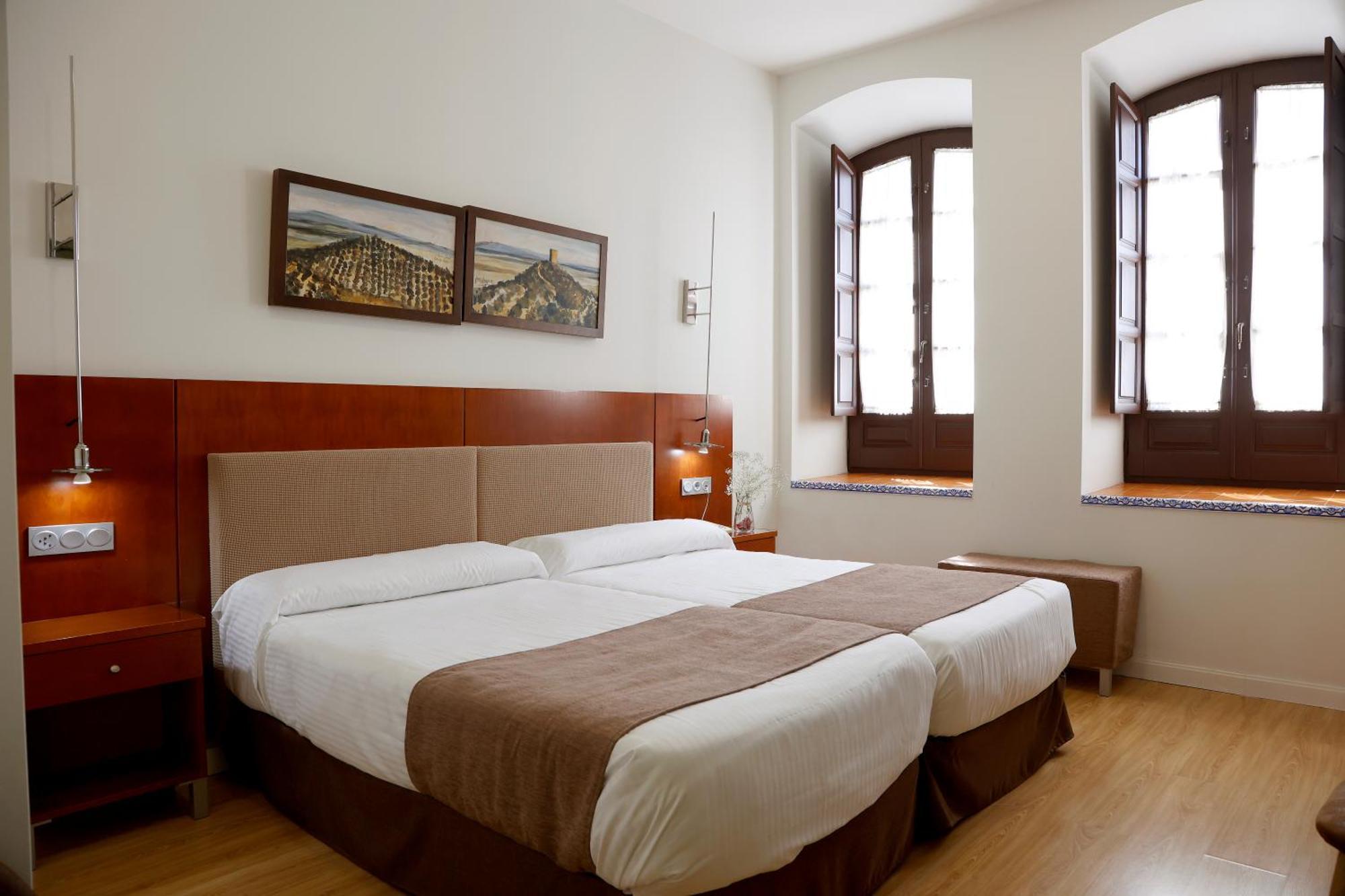 Hotel El Carmen 蓬特赫尼尔 外观 照片